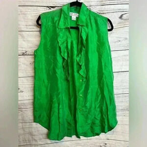 All silks sleeveless button up top